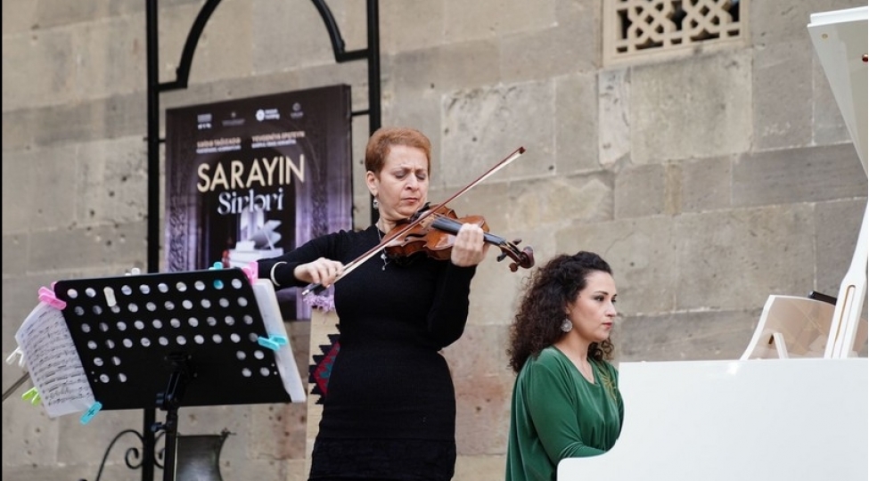 sarayin-sirleri-adli-konsert-kechirilib