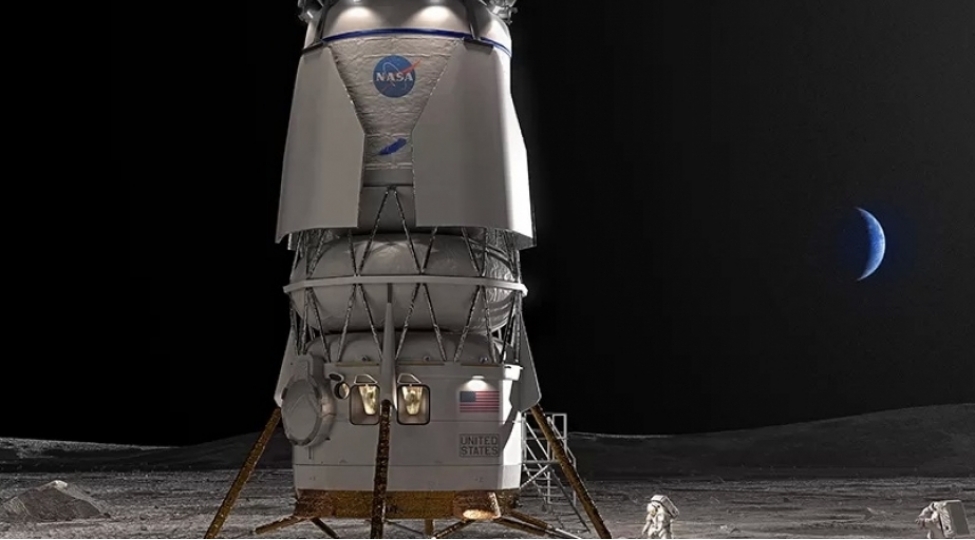 milyarder-ceff-bezos-aya-qayitmaqda-nasa-ya-komek-edecek