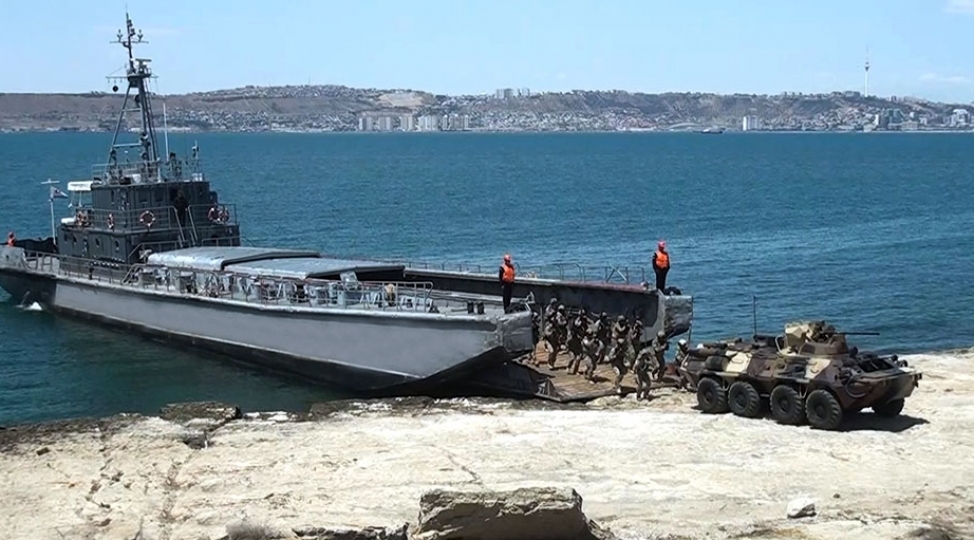 herbi-deniz-quvvelerinde-taktiki-telim-kechirilib-video