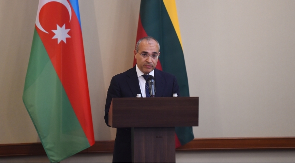 mikayil-cabbarov-biz-berpaolunan-enerjini-ixrac-eden-olkeye-chevrilirik