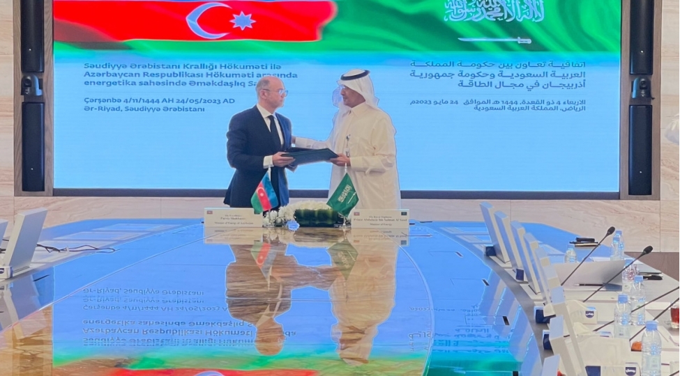 azerbaycan-ve-seudiyye-erebistani-arasinda-energetika-sahesinde-sened-imzalanib