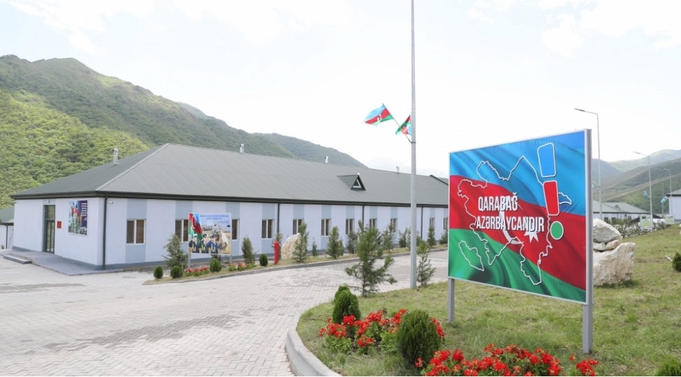 prezidenti-ilham-eliyev-kelbecerde-herbi-hospitalin-achilishinda-ishtirak-edib