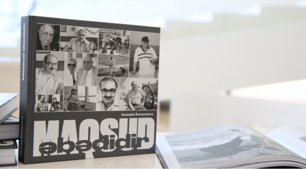 heyder-eliyev-merkezinde-xalq-yazichisi-maqsud-ibrahimbeyova-hesr-edilen-kitabin-teqdimati-olub