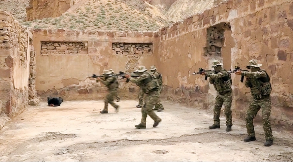 elahidde-umumqoshun-orduda-komandir-hazirligi-meshgelesi-kechirilib