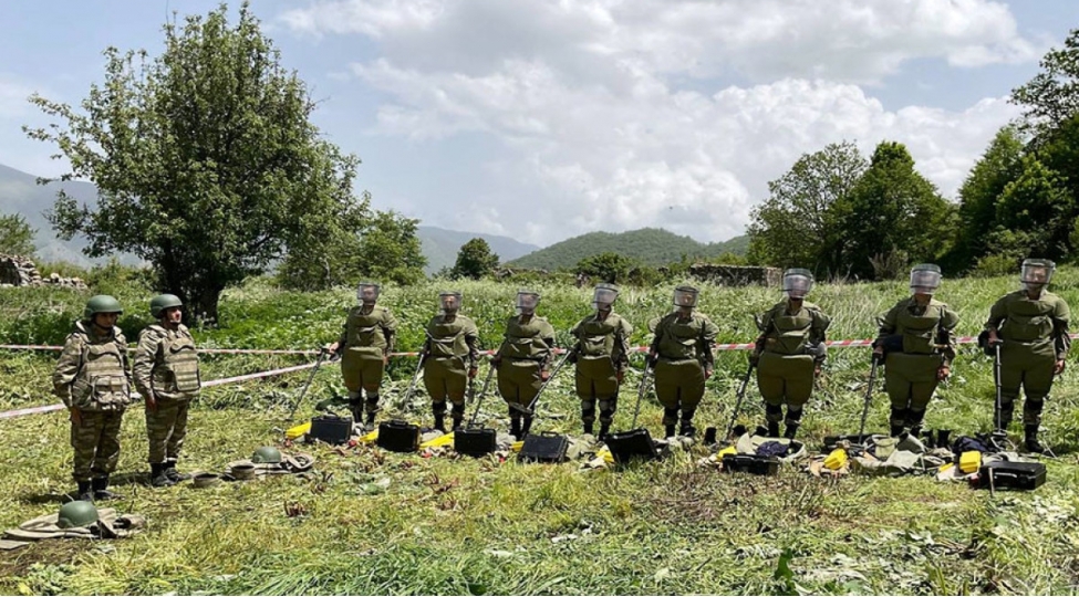mn-azad-olunmush-erazilerde-bu-ay-200-ha-erazi-minalardan-tam-temizlenib-video