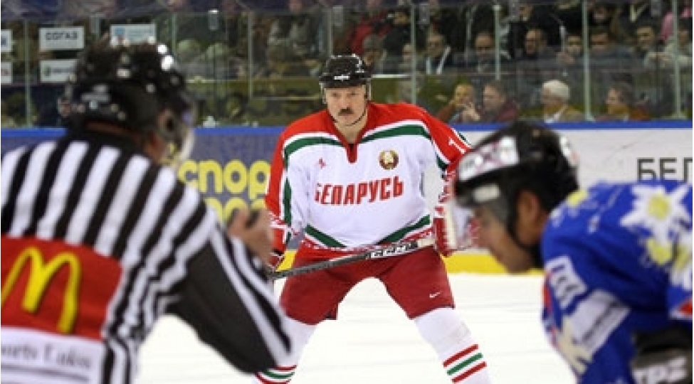 meshhur-olduqlari-qeder-de