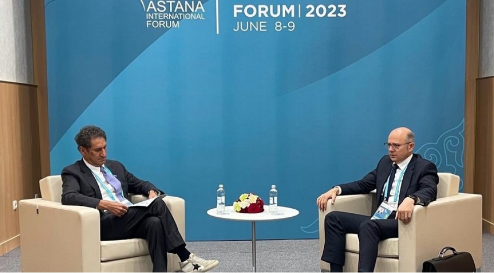 azerbaycanin-irena-shurasina-uzvluyu-cherchivesinde-fikir-mubadilesi-aparilib