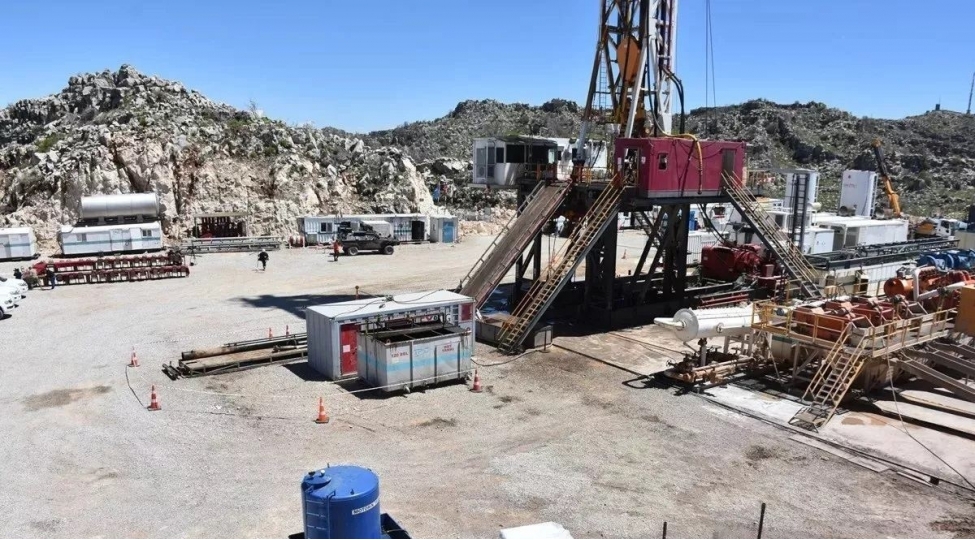 turkiyede-200-yeni-neft-quyusu-qazilacaq