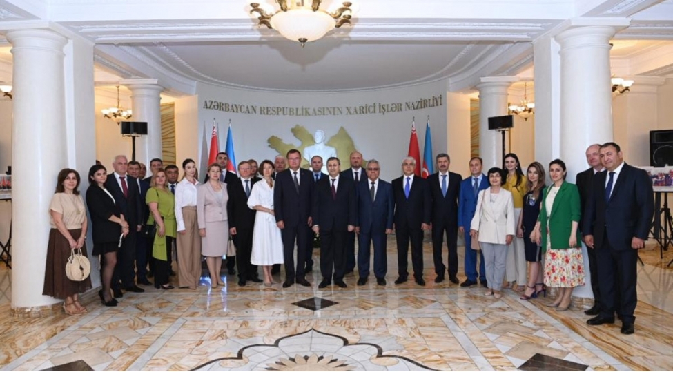 xin-de-azerbaycan-belarus-diplomatik-munasibetlerinin-30-illiyi-qeyd-edilir-foto