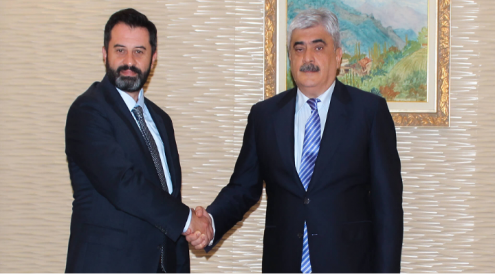 azerbaycan-ile-qdtib-arasinda-emekdashliq-muzakire-edilib
