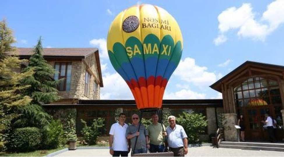 shamaxida-ilk-hava-sharlari-festivalinda-numayish-uchushu-bashlayir