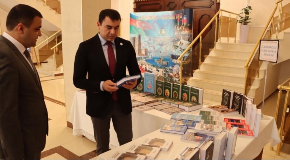 medeniyyet-naziri-ozbekistandaki-heyder-eliyev-adina-azerbaycan-medeniyyet-merkezinde-olub