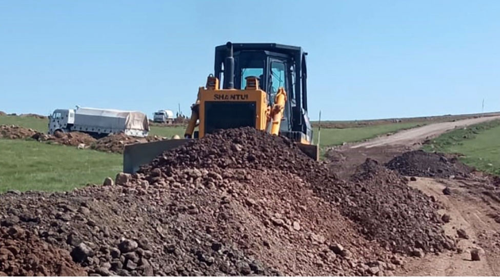 murekkeb-relyefli-erazilerde-1191-km-den-artiq-yeni-teminat-yollari-chekilib