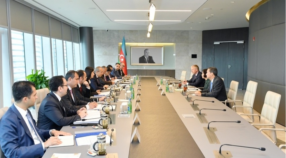 azerbaycan-ve-imf-struktur-islahatlarinin-neticelerini-muzakire-edib