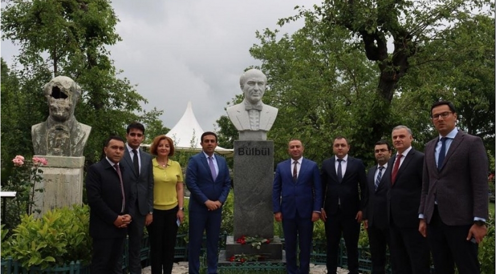 shushada-bulbulun-xatiresi-anilib-foto