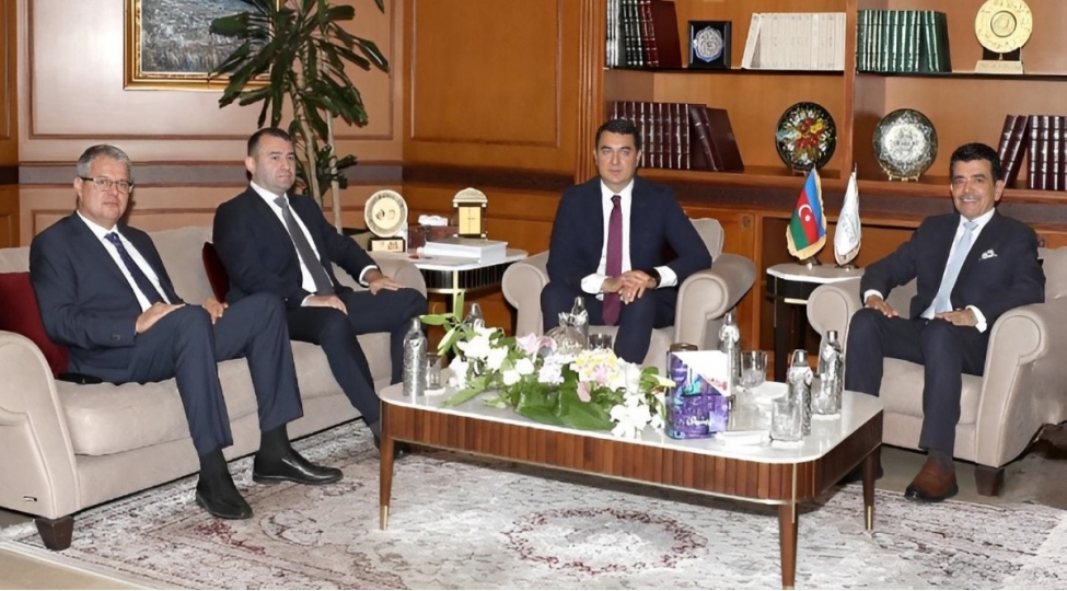 medeniyyet-naziri-merakeshde-icesco-bash-direktoru-ile-gorushub