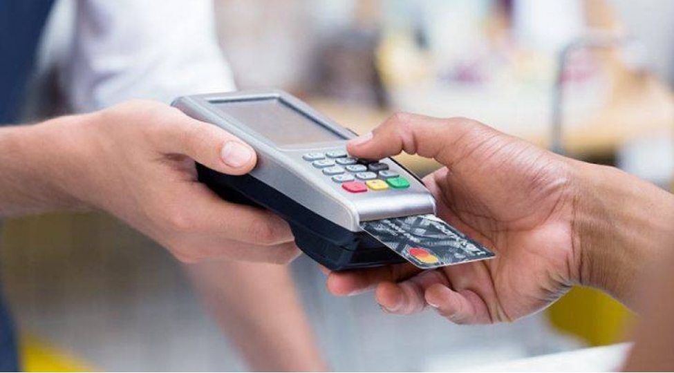 azerbaycanda-bankomatlarin-ve-pos-terminallarin-sayi-artib-2