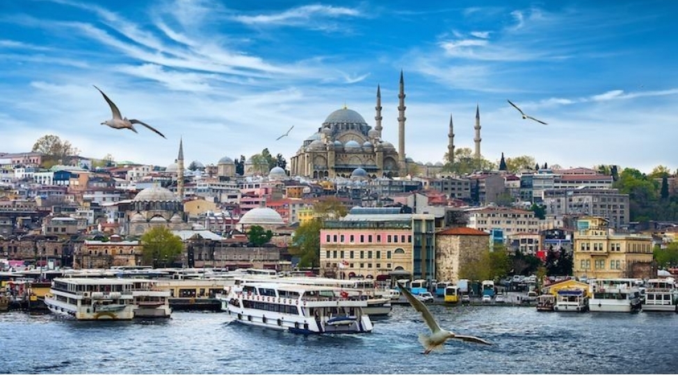yanvar-may-aylarinda-azerbaycandan-turkiyeye-seyahet-edenlerin-sayi-250-mini-kechib