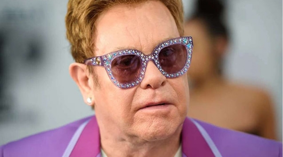 elton-con-veteninde-son-chixishini-etdi