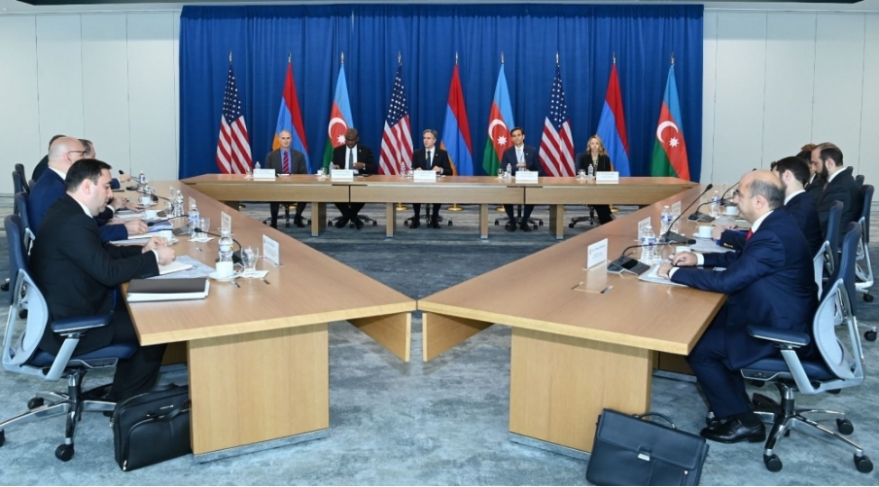 absh-dovlet-katibi-blinken-ile-azerbaycan-ve-ermenistan-xarici-ishler-nazirleri-arasinda-uchterefli-gorush-kechirilib-yenilenib
