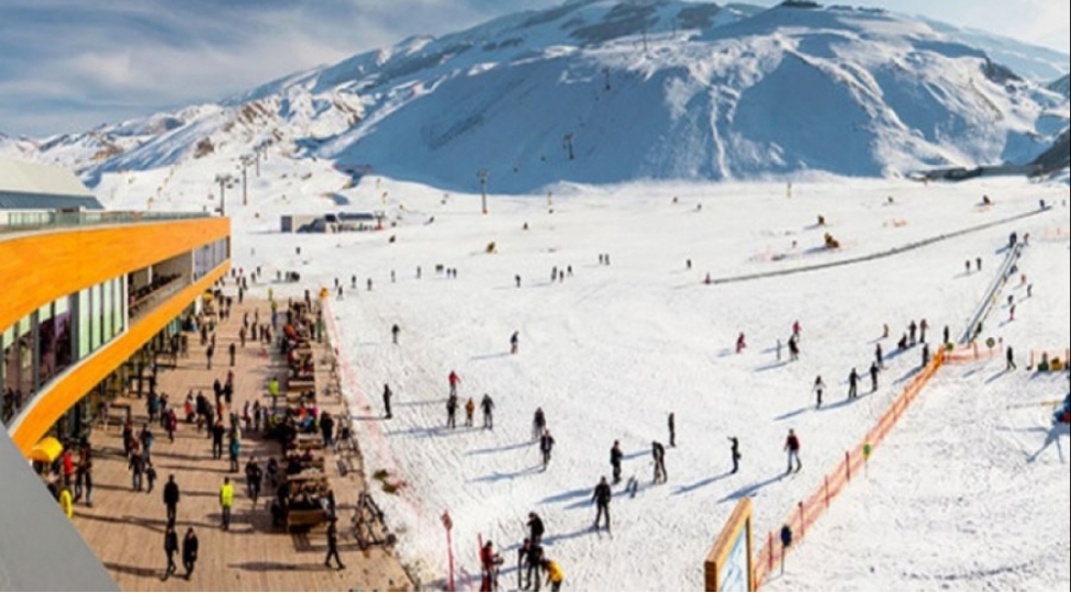 oten-il-shahdag-turizm-merkezine-gelen-ziyaretchilerin-sayi-achiqlandi