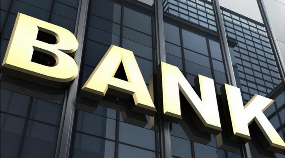 azerbaycanda-3-baglanmish-bankin-emlaklari-herraca-chixarilir