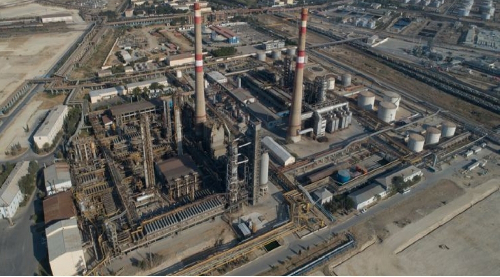 azerbaycan-neft-emalini-15-dek-artirib