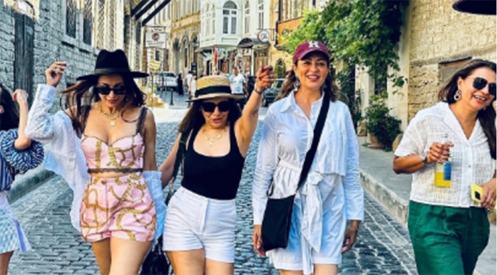 hind-aktrisasi-bakiya-heyran-olub-burada-butun-dunya-var