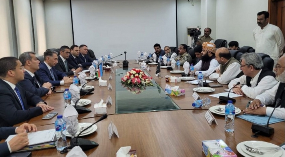azerbaycan-ve-pakistan-avtomobil-neqliyyati-ile-yuklerin-dashinmasini-inkishaf-etdirmek-niyyetindedir
