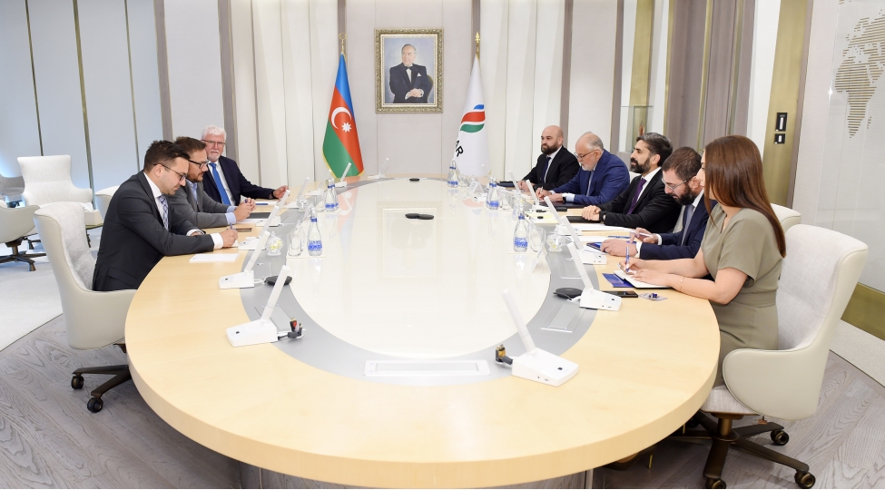 socar-in-prezidenti-mol-group-shirketinin-icrachi-vitse-prezidenti-ile-gorushub-foto
