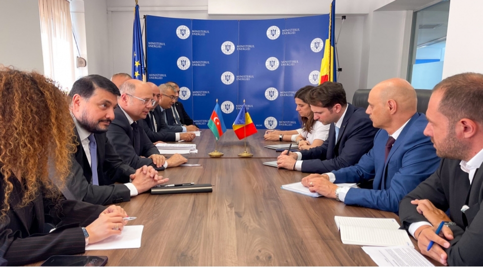 buxarestde-xezer-denizi-ai-yashil-enerji-dehlizi-muzakire-olunub