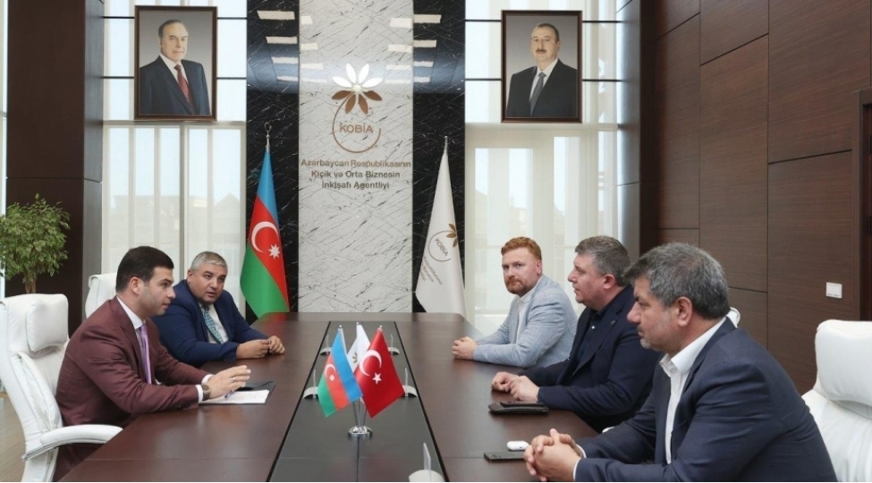 turkiye-shirketi-ile-senaye-sahesinde-muasir-texnologiyalarin-tetbiqine-dair-fikir-mubadilesi-aparilib