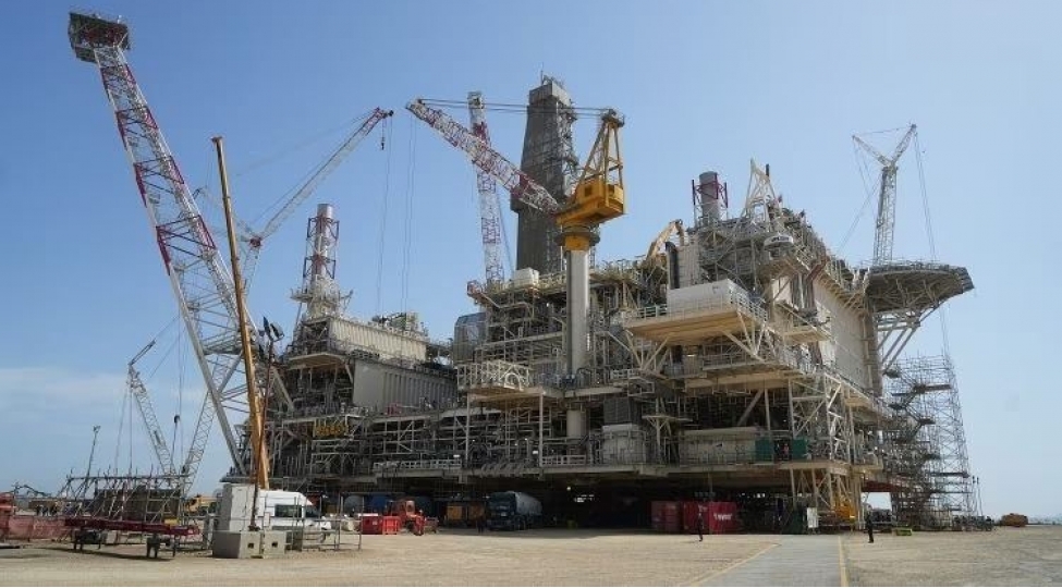 bp-azeri-chiraq-guneshlide-yeni-platformasinin-ust-blokunun-tikintisini-basha-chatdirib