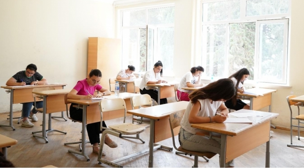 heftesonu-41-minden-chox-abituriyent-uchun-qebul-imtahani-kechirilecek