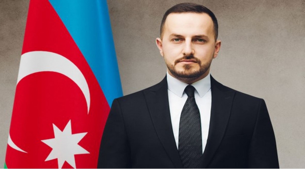 gence-dovlet-filarmoniyasinin-direktorunun-emek-muqavilesine-xitam-verilib