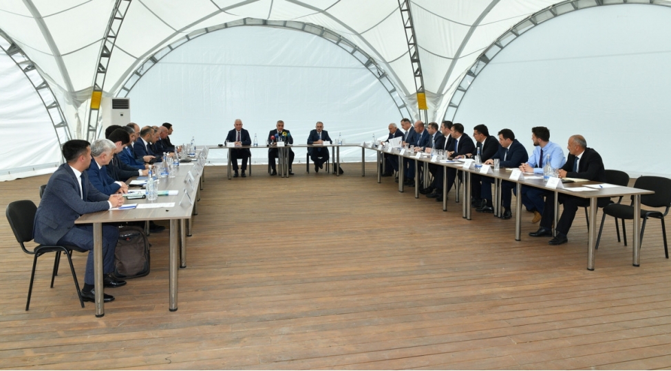 lachinda-neqliyyat-rabite-ve-yuksek-texnologiyalar-uzre-ishchi-qrupun-iclasi-kechirilib