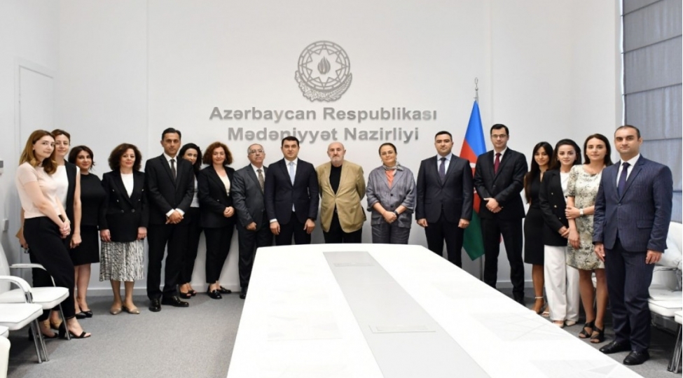 medeniyyet-naziri-akif-islamzade-ile-gorushub