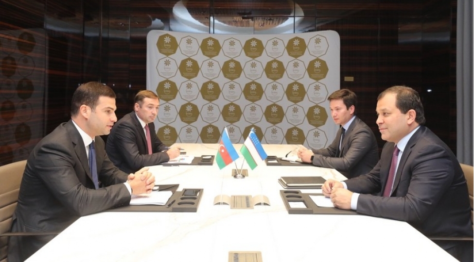 azerbaycan-ve-ozbekistan-imzaladiqlari-anlashma-memorandumundan-ireli-gelen-meseleleri-muzakire-edib