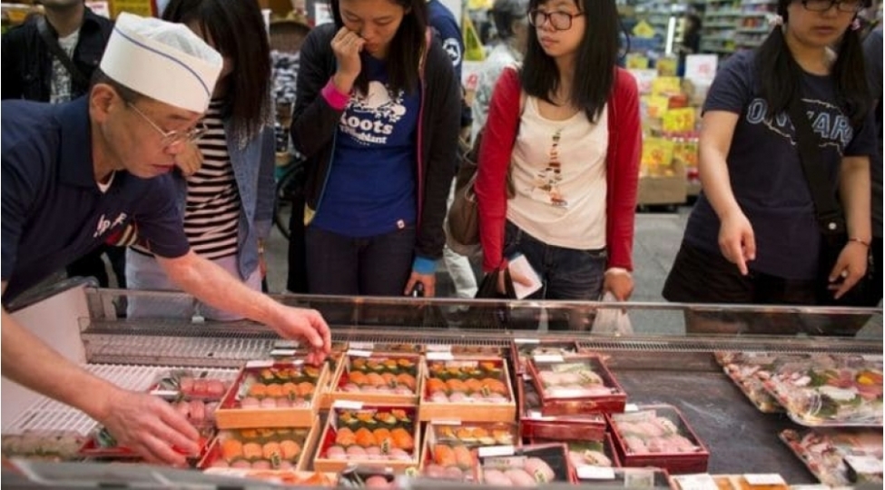 1000-il-tarixi-olan-sushi