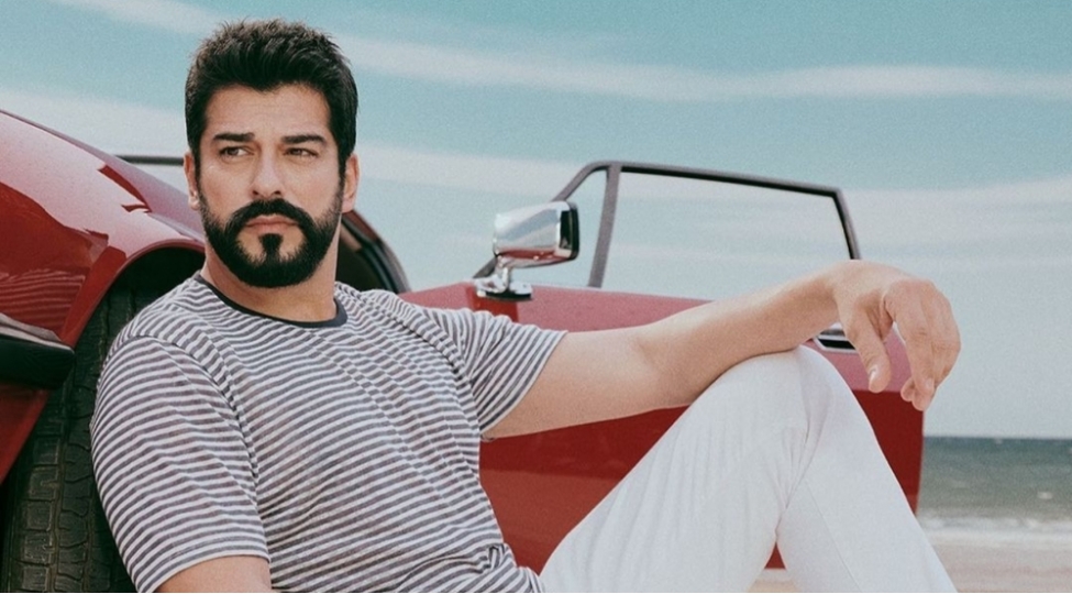 burakin-10-milyonluq-yeni-avtomobili