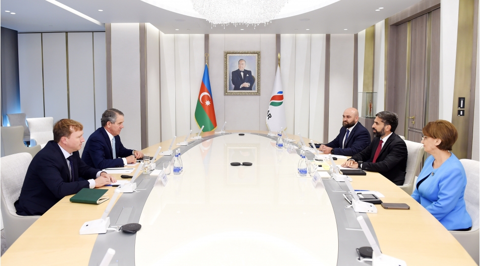 socar-in-prezidenti-degolyer-and-macnaughton-shirketinin-sedri-ve-bash-icrachi-direktoru-ile-gorushub-foto