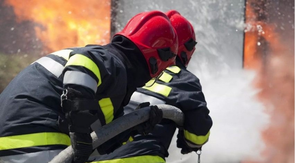 mebel-sexinde-yangin-bash-verib-sumqayitda