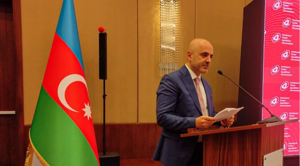 ataa-idare-heyetinin-sedri-aviabiletlerin-bahaligindan-danishib