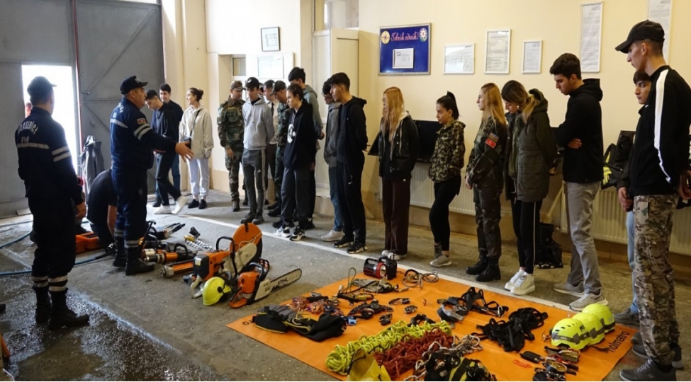 gencler-uchun-mulki-mudafie-telimleri-kechirilir-video