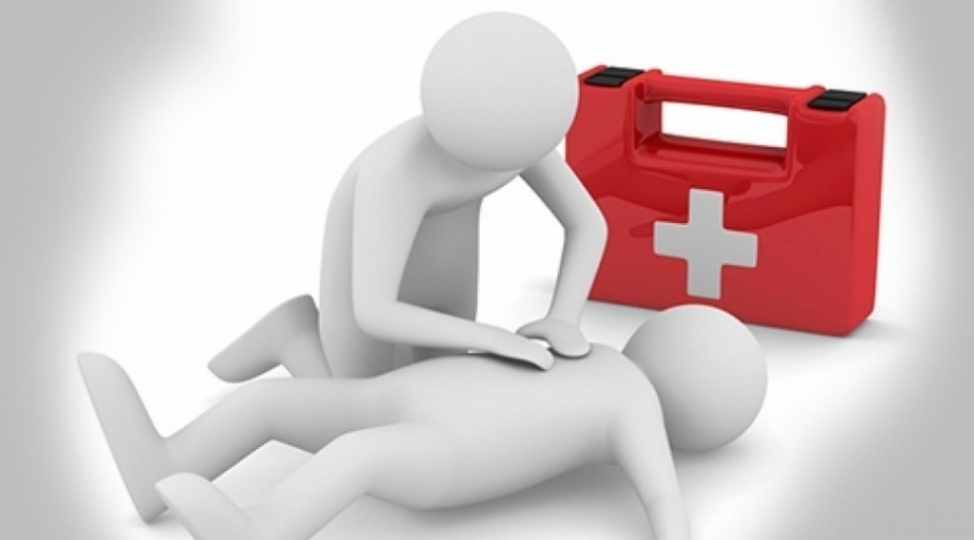 komek-edende-diqqetli-olun