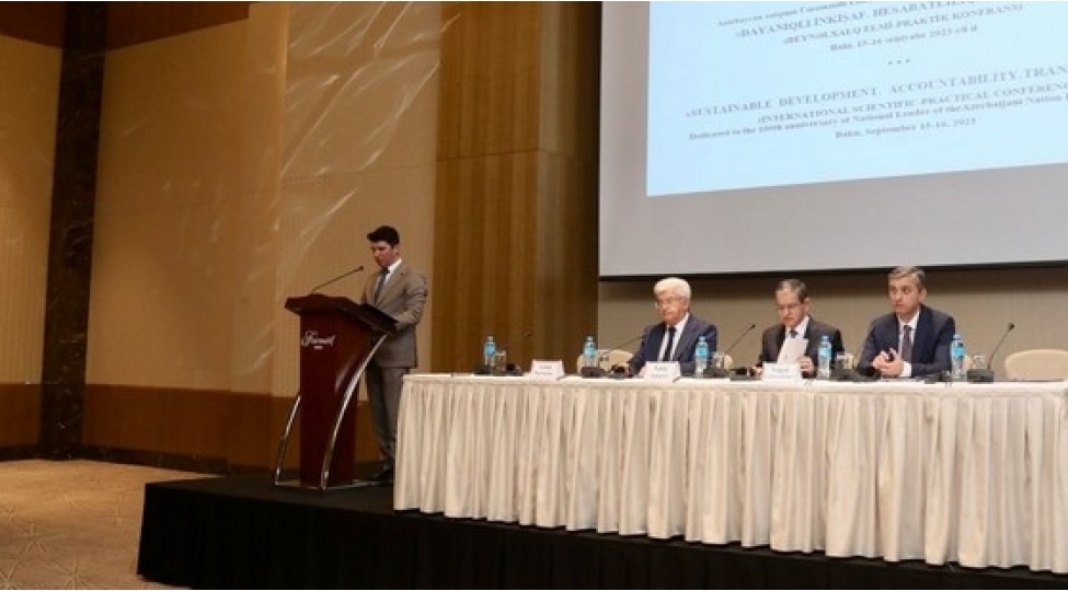 beynelxalq-auditorlar-bakida-hesabatliliq-anlayishina-yeni-yanashmani-muzakire-edir