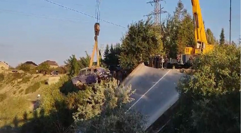 xachmazda-chaya-dushmush-avtomobil-chixarilib-foto-video