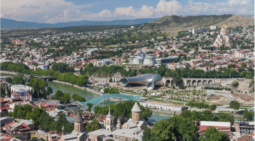azerbaycan-bu-il-gurcustanin-en-chox-mehsul-ixrac-etdiyi-olke-olub