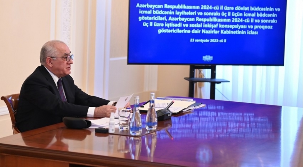 bash-nazir-azerbaycanin-strateji-valyuta-ehtiyatlari-67-milyard-dollara-chatib-2