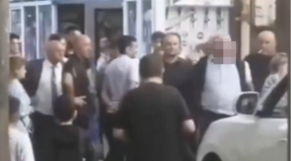 mektebin-yaxinliginda-ne-bash-verib-video